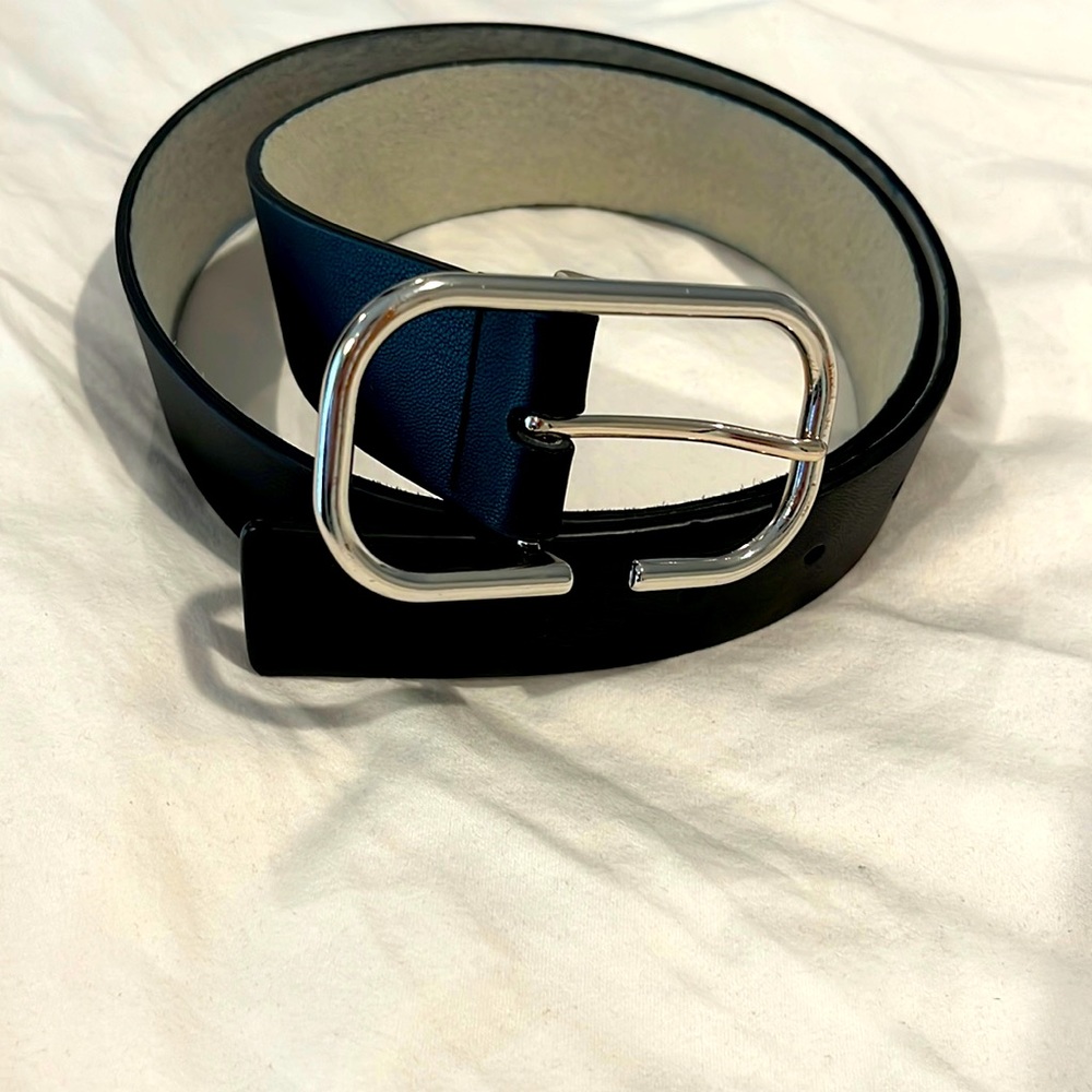 White House Black Market Belt